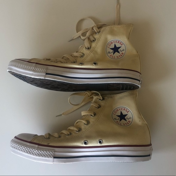 Converse High Top Sneakers Size 9 - Picture 3 of 9